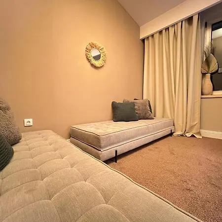 House By Nivo Вилла